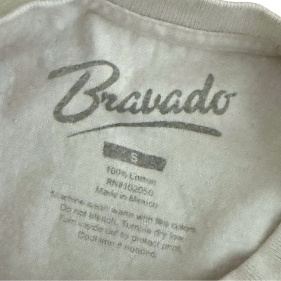 Red Hot Chili Peppers Graphic T-Shirt - Picture 7 of 7